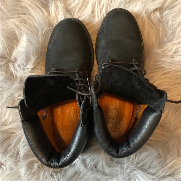 ‼️SOLD‼️ Women’s size 8 Timberland boots - Picture 2 of 7